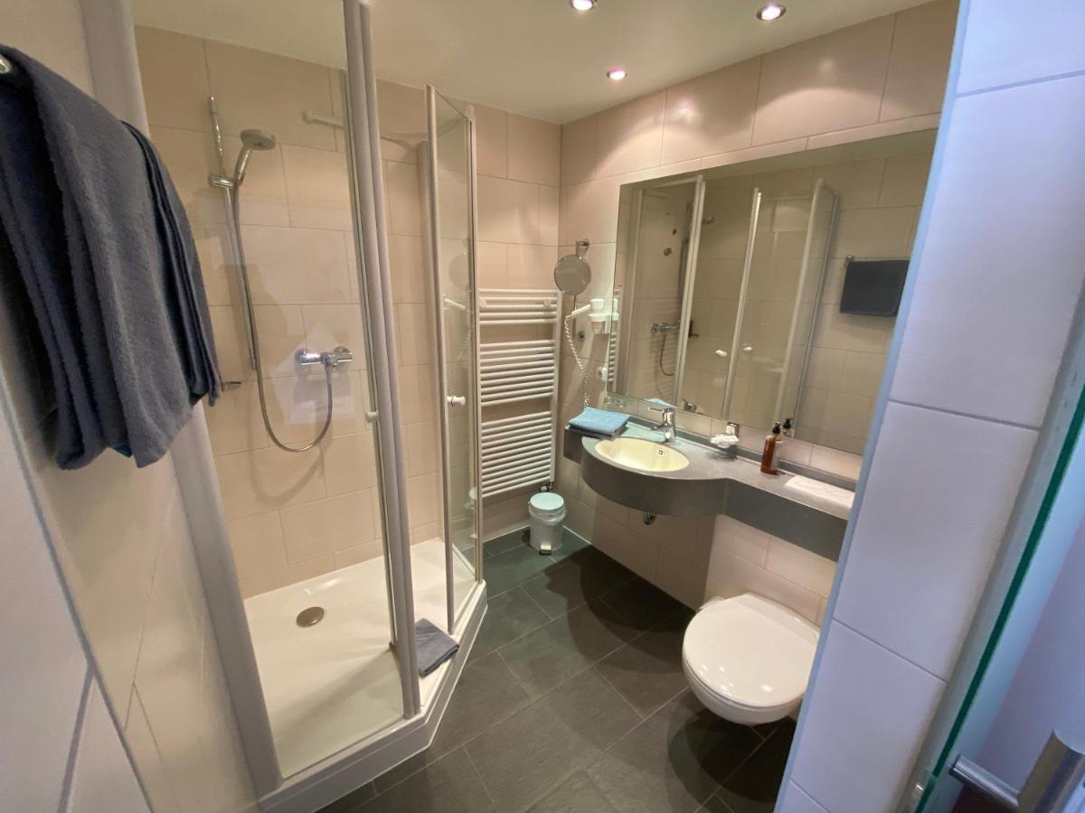 Weingutshotel Piesporter Goldtroepfchen Ngoại thất bức ảnh