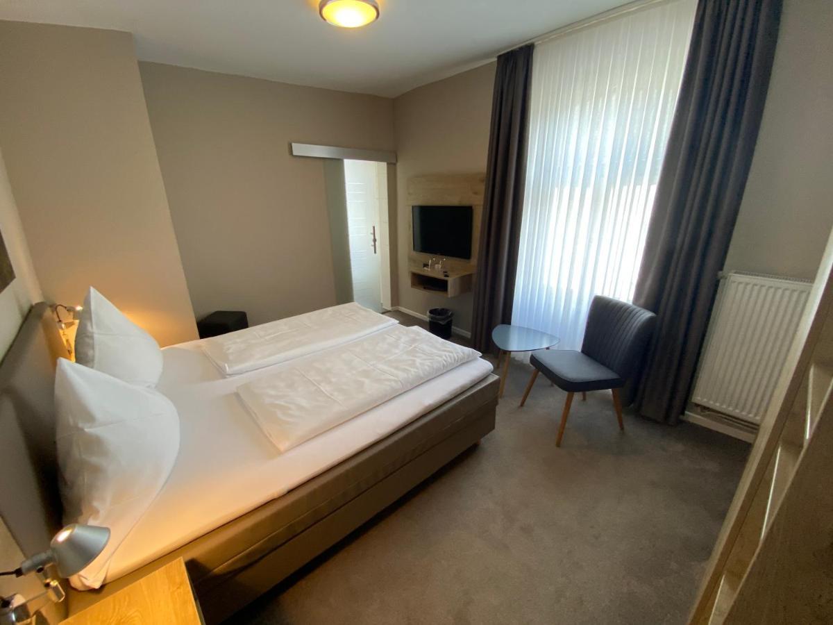 Weingutshotel Piesporter Goldtroepfchen Ngoại thất bức ảnh