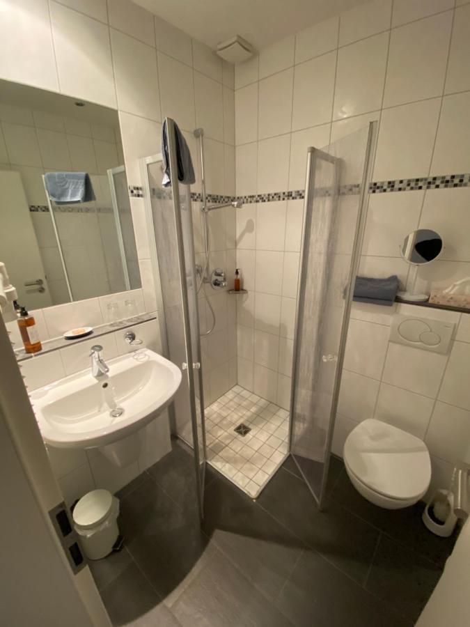 Weingutshotel Piesporter Goldtroepfchen Ngoại thất bức ảnh